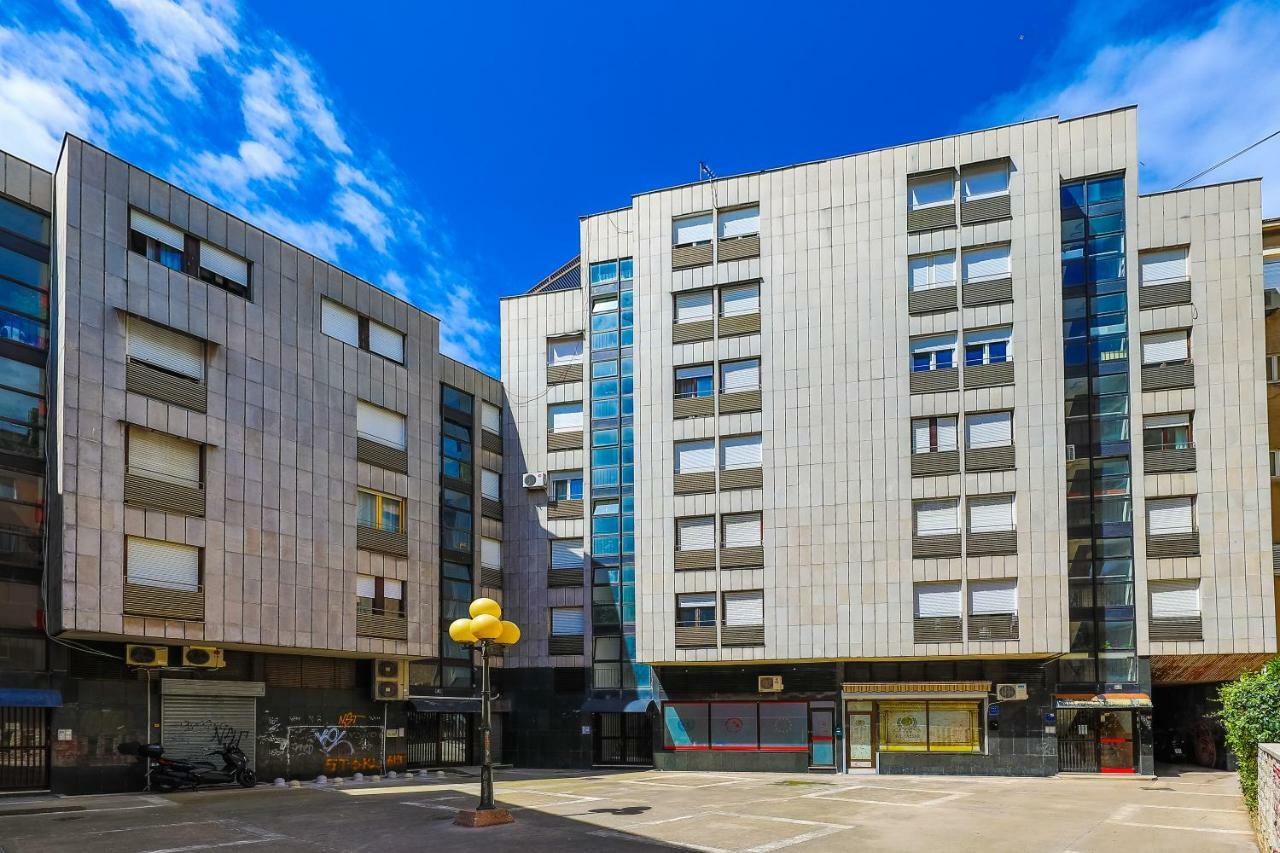 Ave Caesar Apartma