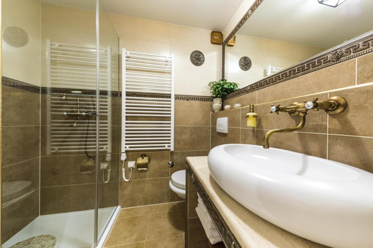 Ave Caesar Apartma